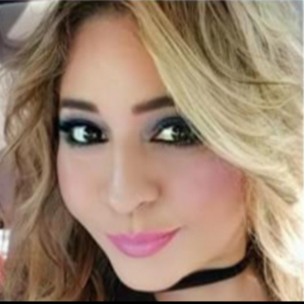 Meet your Posher, Faye